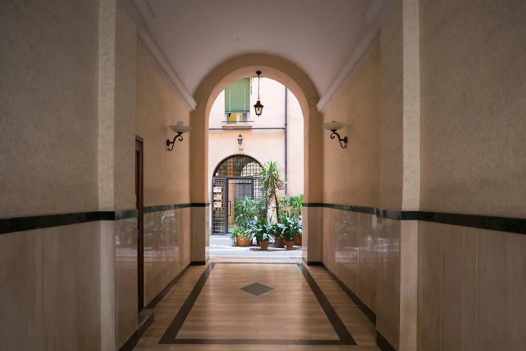 Simon'S Place Roma
